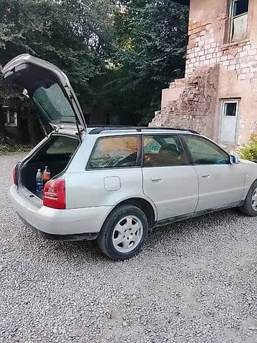 ауди с4 багаж: Audi A4: 2001 г., 2 л, Механика, Бензин, Универсал — 2