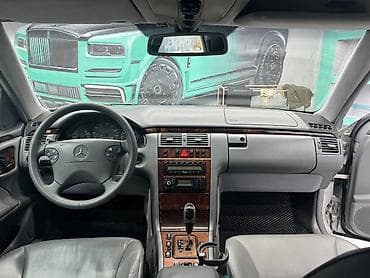 mers 212: Mercedes-Benz E-Class: 2002 г., 3.2 л, Автомат, Бензин, Седан — 5