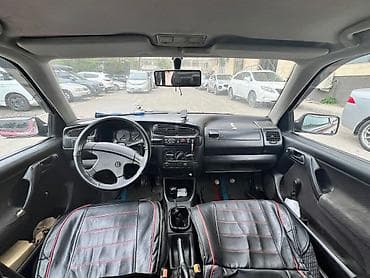 авто венто: Volkswagen Vento: 1993 г., 1.8 л, Ручные, Бензин, Седан — 7