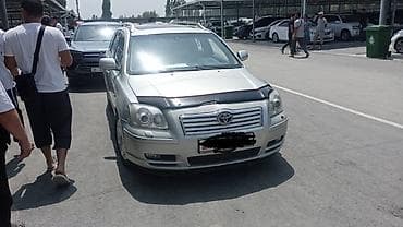 Toyota Avensis: 2004 г., 2 л, Механика, Бензин, Универсал