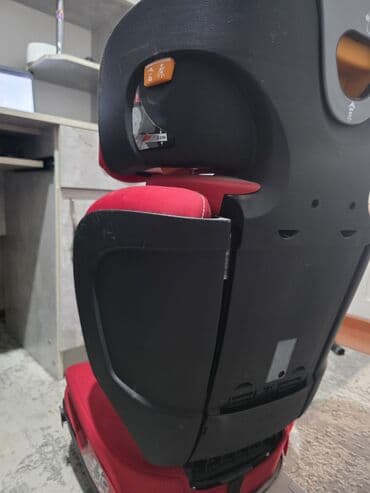 Детская гигиена и уход: Автокресло, цвет - Красный, Б/у — 6