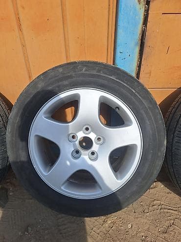 4 5мм: Куйма Дисктер R 16 Audi, Комплект, тешиктери - 5, Колдонулган — 1