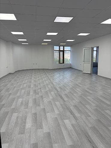 вип бишкек 2026: Аренда офисов, 450 м², В бизнес центре, С отдельным входом — 1