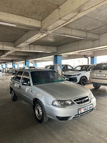 Daewoo Nexia: 2011 г., 1.6 л, Механика, Бензин, Седан