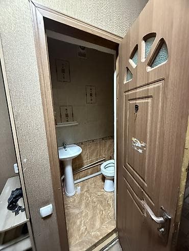 Квартиры: 2 комнаты, 77 м², 106 серия, Восток-5 мкр 106 серия, 6 этаж, Косметический ремонт — 5