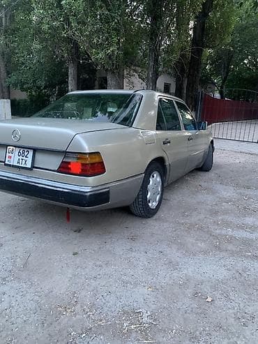 шины диски р14: Mercedes-Benz W124: 1991 г., 2.3 л, Механика, Бензин, Седан — 6