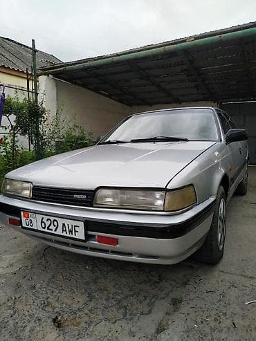 авто сатылат: Mazda 626: 1988 г., 2 л, Кол менен иштөөчү, Бензин, Хетчбек — 1