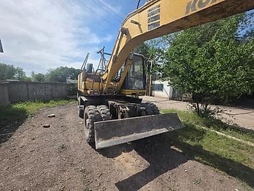 квадроцикл для 7 лет: Экскаватор, Komatsu, 2001 г., Колесный — 2