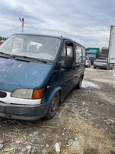 Ford Transit: 2000 г., 2.5 л, Дизель, Минивэн