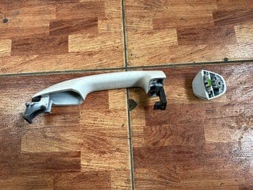 продаю тойота раф4: Задняя левая дверная ручка Дверная ручка Toyota Б/у, Оригинал — 2