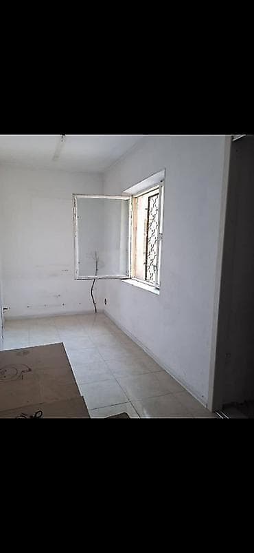 Коммерциялык мүлк: Учкун -мкр Уч тулга Сдается в аренду Отдельно стоящее нежилое — 1