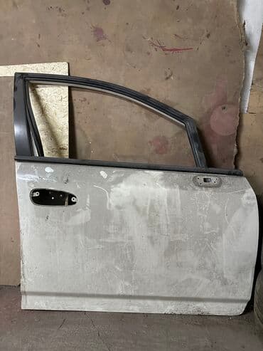 Передняя правая Honda, Б/у, Оригинал at lalafo.kg Передняя правая Honda, Б/у, Оригинал