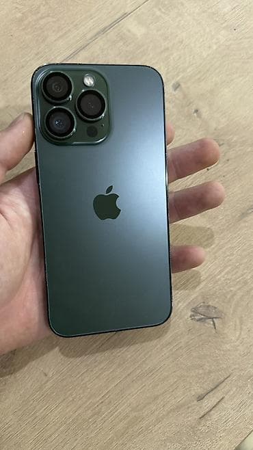 IPhone 13 Pro, Alpine Green