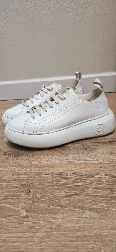 Кроссовки, 38.5, Armani Exchange, Б/у, цвет - Белый, Самовывоз