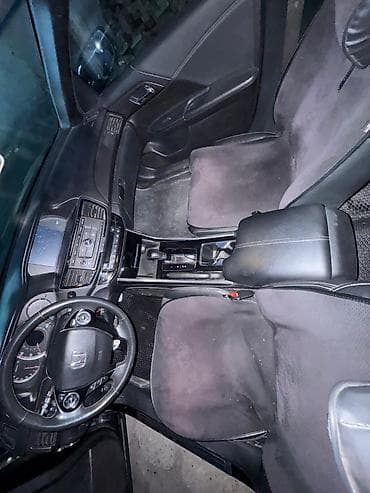 битую машину: Honda Accord: 2016 г., Автомат, Бензин, Седан — 6