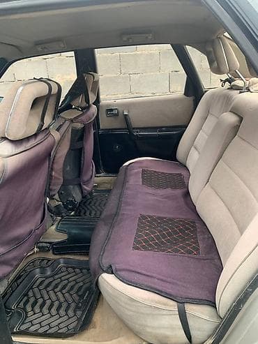 Audi 100: 1986 г., 2.3 л, Механика, Бензин, Седан — 7