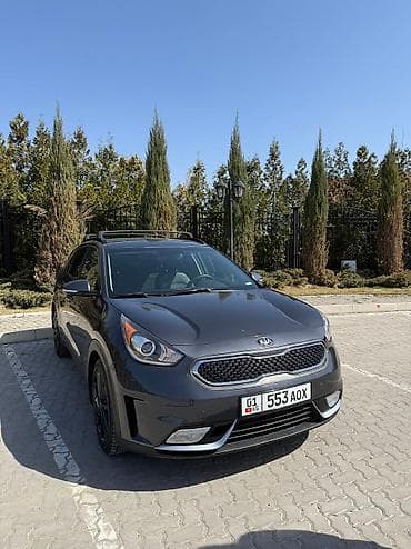Kia Niro: 2017 г., 1.6 л, Автомат, Гибрид, Хэтчбэк