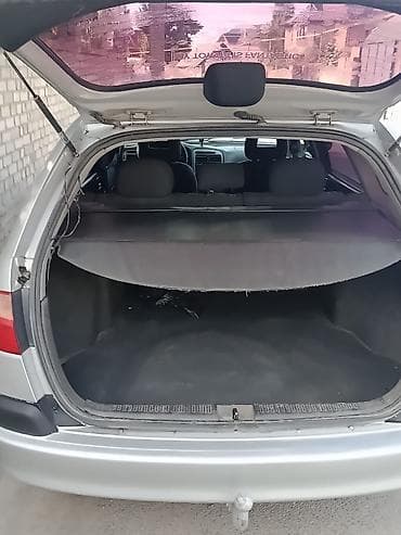 Продажа авто: Toyota Avensis: 2002 г., 1.8 л, Механика, Бензин, Универсал — 6