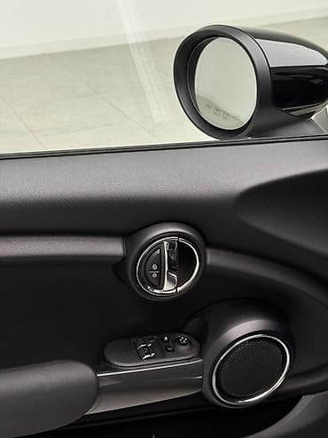 Продажа авто: Mini Mini Cooper (2002-Present): 2020 г., 1.5 л, Автомат, Бензин, Хэтчбэк — 6