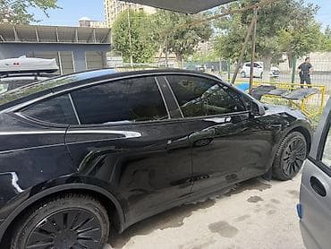 bwb e34: Tesla Model Y: 2023 г., 0.1 л, Автомат, Электромобиль, Кроссовер — 5
