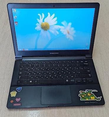 Ультрабук, Samsung, 4 ГБ ОЗУ, 13.3 ", Б/у, Для работы, учебы, память SSD