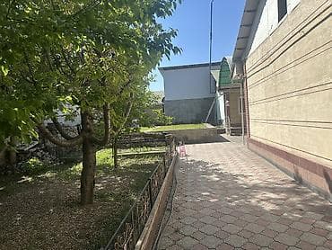 palm beach квартиры: 🔥 Срочно Кочкор-Ата шаарында, Строительная 7/1 жер уй сатылат 4 ком+2 — 5