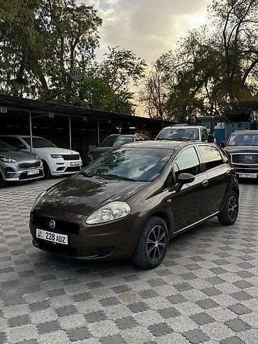 фиат пунто: Fiat Grande Punto: 2008 г., 1.2 л, Механика, Бензин, Хэтчбэк — 1