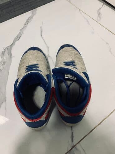 белорусская обувь для проблемных ног бишкек: Эркектердин кроссовкасы, 40, Asics, Колдонулган, түсү - Боз, Өзү алып кетүү — 3