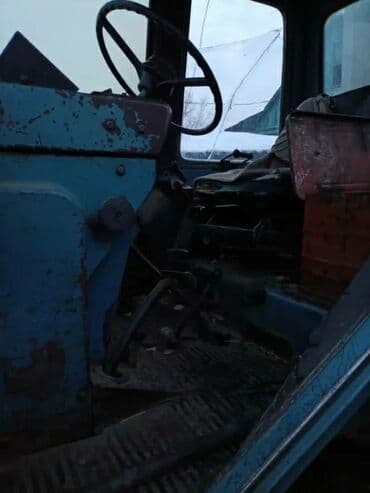 Тракторы Zoomlion: Трактор колесный МТЗ (ориентировочно серия 80/82) с большой кабиной — 9