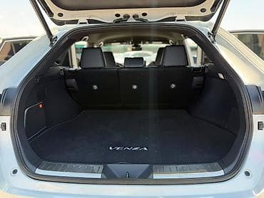 byd e9 2021: Toyota Venza: 2023 г., 2.5 л, Автомат, Гибрид, Кроссовер — 7