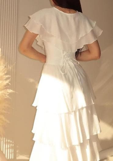 samsung galaxy 52: Белое женское платье миди с многослойной юбкой - Силуэт: приталенный — 2