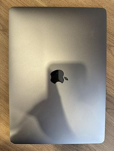 Для учебы, Б/у, Apple M1, ОЗУ, RAM: 8 ГБ