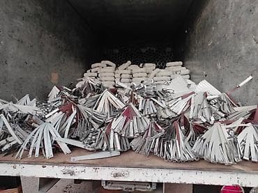 Кранштейны
Крючки
Внутренние
Наружные
Профнастил
Черепица
Лист
Калай
Т