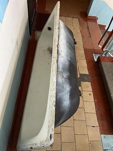 бак сатам: Чугунная ванна советского типа. - Материал: чугун с эмалевым — 2