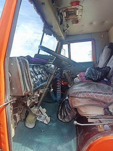 Жумушка дайын срочно жазай турган жери жок.552.32.20 57 — 4