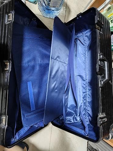 Чемоданы: Чемодан, Б/у, Материал: Пластик, Большой (более 70 л), Вращающиеся колеса на 360°, Кодовый замок, Твердый корпус — 2