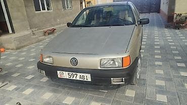электр авто: Volkswagen Passat: 1988 г., Кол менен иштөөчү, Бензин, Седан — 2