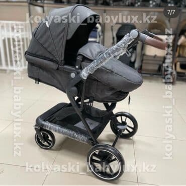 прогулочные коляски cam: Коляска, цвет - Черный, Б/у — 1