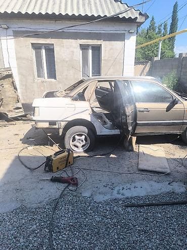 Кузов Volkswagen Passat B3 (седан), задняя часть для — 4