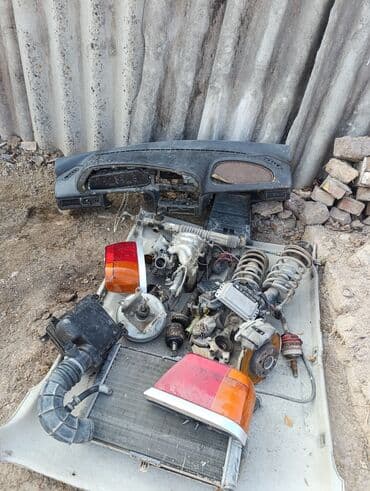 изготовление чип ключа для автомобиля: Автозапчасти (набор) Состав на фото: - Пара задних фонарей с — 4