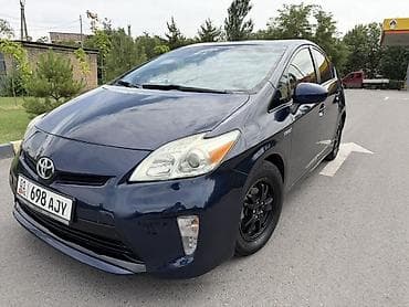 Продажа авто: Toyota Prius: 2015 г., 1.8 л, Автомат, Гибрид, Хэтчбэк — 1