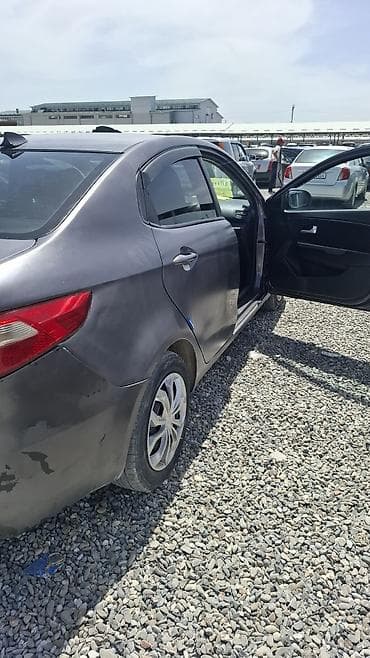 кио сид: Kia Rio: 2013 г., 1.6 л, Автомат, Бензин, Седан — 4