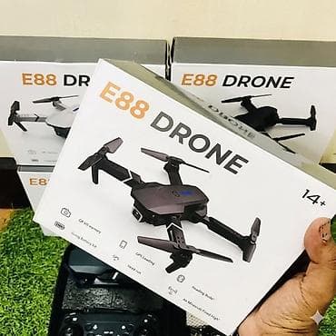 квадрокоптор: Детский Квадрокоптер E88 Drone Особенности: - Складная конструкция — 2