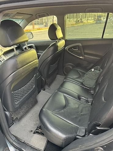 ауди рул: Toyota RAV4: 2006 г., 2 л, Автомат, Бензин, Кроссовер — 8