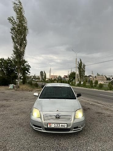 Toyota Avensis: 2004 г., 2 л, Механика, Бензин, Седан