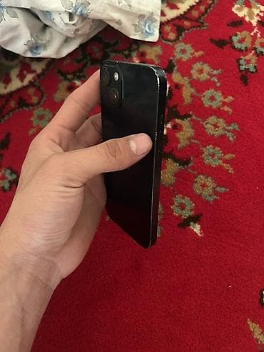 google pixel 6a: IPhone 13 mini, Midnight — 2