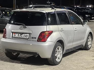 пепельница авто: Toyota Ist: 2004 г., 1.5 л, Автомат, Бензин, Хэтчбэк — 4