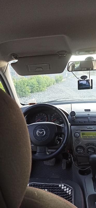Mazda Demio: 2004 г., 1.5 л, Автомат, Бензин, Хэтчбэк — 7