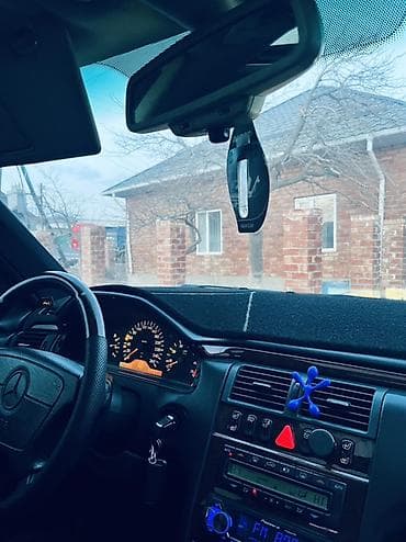 mercedes c63 amg: Mercedes-Benz E-Class: 1996 г., 4.2 л, Автомат, Газ, Седан — 1