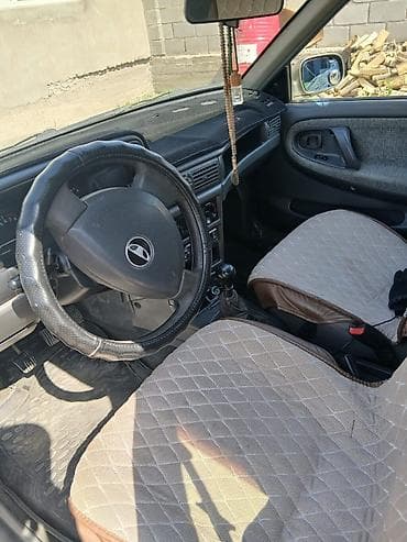 сиденья на нексия: Daewoo Nexia: 2004 г., Ручные, Бензин, Седан — 4